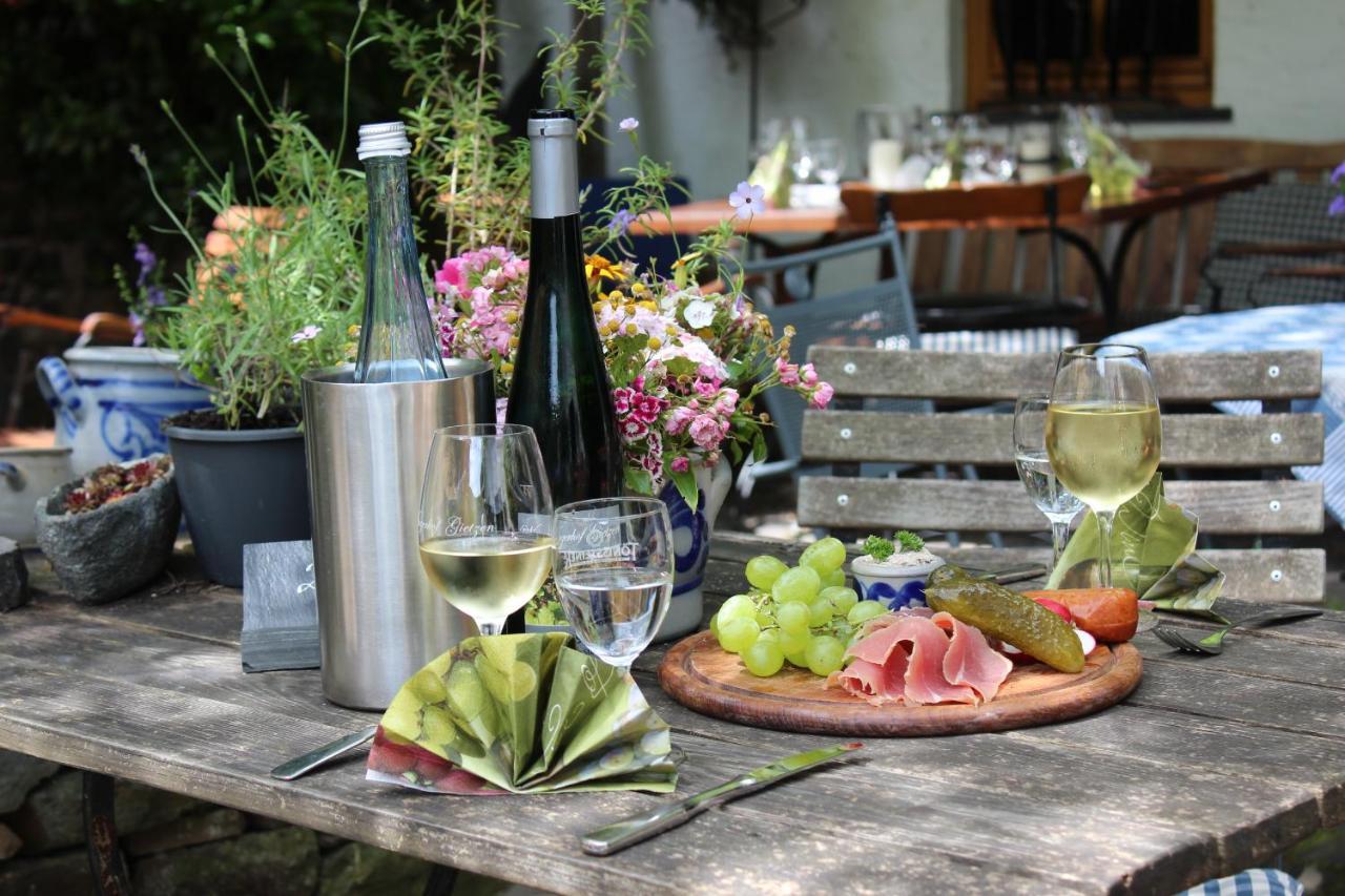 Winzerhof Gietzen Hotel Hatzenport Luaran gambar